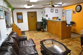 Night Inn - Lobby