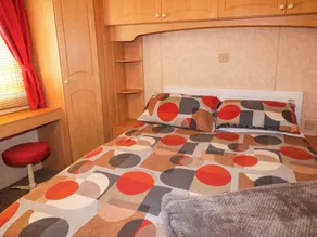 Meric Stone Holiday Lets Caravan 2 - Zimmer
