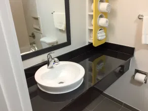 Motel 6 Peoria, IL - Salle de bain