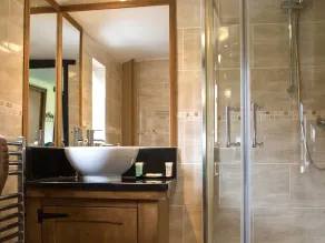 Magnífica casa rural apta para familias con jardín, barbacoa y jacuzzi | Se admiten mascotas - Baño