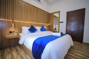 Lamar Park Resort - Room