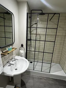 The Talbot Inn - Bathroom