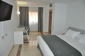 NEO HOTEL - Chambre