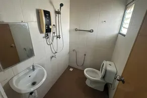 Bangi Lanai Hotel - Badeværelse