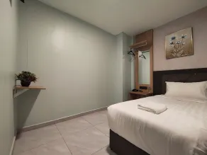 Hotel Mawar Inn - Room
