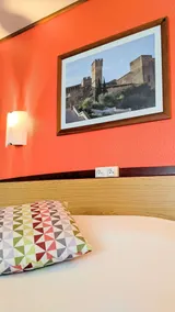 Campanile Salon-De-Provence - Room