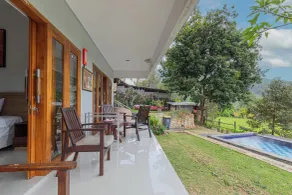 DWM Mandhasativa Homestay By Reccoma - Ausblick vom Zimmer