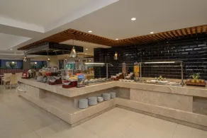Delta Hotels by Marriott Dar es Salaam - Restaurant