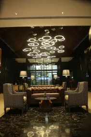 Planet Hollywood Thane - Reception