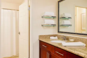MainStay Suites Appleton Airport - Fox River Mall Area - Salle de bain
