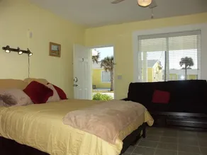 Flagler Beach Motel and Vacation Rentals - Rum