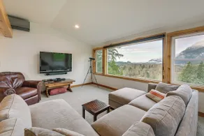 Skiing Or Hiking: Perfect Location! - Interior