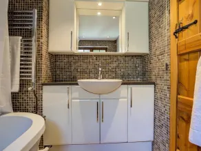 Hollytree Cottage - Badezimmer