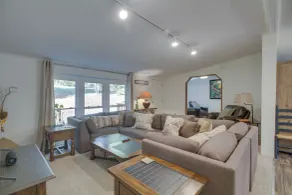 Spacious Home: 10 Miles to Wintergreen Resort! - Innenbereich