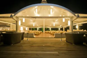 Safari Island - Restaurang
