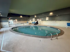 Holiday Inn Express & Suites - Yorkville by IHG - Pool