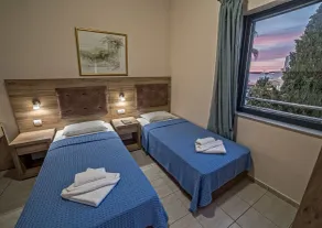 Blue Aegean Hotel & Suites - Chambre