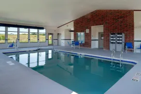 Holiday Inn Express Hotel & Suites Fort Atkinson by IHG - Pool