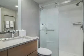 TownePlace Suites Gaithersburg - Bathroom