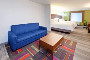 Holiday Inn Express & Suites Clovis Fresno Area by IHG - Habitación