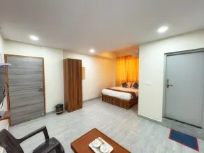 GRS COMFORTS LODGE - Camera