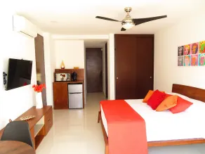 Takh308 - Room