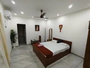 ARONIC beach hotel - Quarto