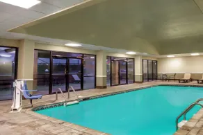 Days Inn by Wyndham Lebanon - Piscine