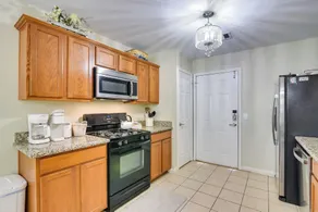 Galloping Seahorse Seabrook Home ~ 4 Mi to Nasa! - Interior