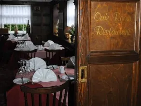 Ye Olde Red Lion - Restaurant