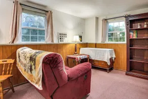 2 Mi to NYC Train: Wfh-friendly Greenwich Apt! - Interior