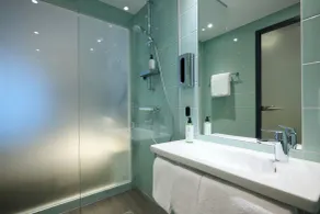 Premier Inn Freiburg City Nord - Badezimmer