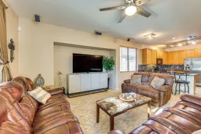 Hot Tub & Heated Pool: Home in Estrella Mtn Ranch - Interiør