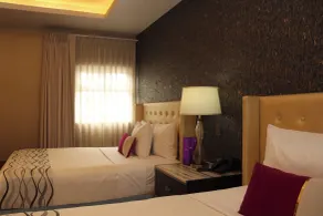 Hotel West Plaza  - Zimmer