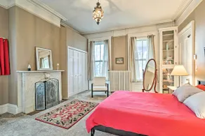 Centrally Located Apt in Victorian Mansion! - Camera