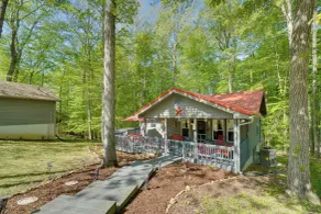 Dale Hollow Hideaway! Cabin w/ Hot Tub - Innvendig