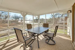 Lakeside Retreat: Large Spacious Home w/ Game Room - Interiør