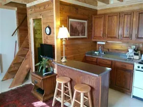 Sandy River Adventure Resort - Private kitchen