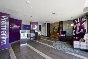 Premier Inn Milton Keynes Central - Theatre District - Reception