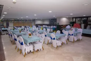 Shurakaa Al Khair Hotel - Restaurant