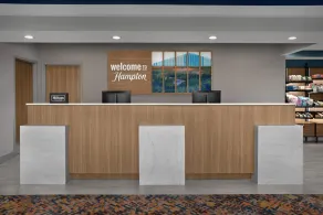 Hampton Inn & Suites Lake City - Resepsjon