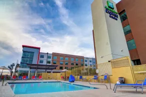 Holiday Inn Express & Suites - Phoenix North - Scottsdale by IHG - Pool