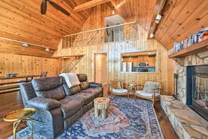 Spacious Franklin Cabin w/ Mountain Views! - Interiør
