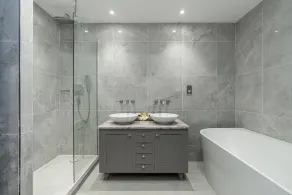 Easthampstead Park - Bathroom