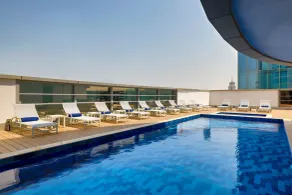 Residence Inn by Marriott Sheikh Zayed Road, Dubai - Pool