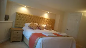Mayville House Flat - Room
