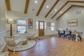 4 Mi to Boothbay Harbor: Quiet Retreat w/ Deck - Interior