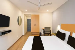 Townhouse Paldi Bus Terminal Ahmedabad Formally Neelkanth - Camera