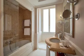 Rose Garden Palace Roma by OMNIA hotels - Bathroom