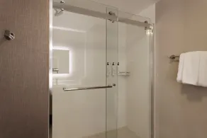 SpringHill Suites by Marriott Turlock - Salle de bain
